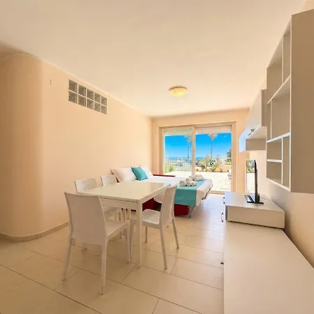 -cortile Privato- Ac Fronte Mare 8 Posti * Lido di Fermo