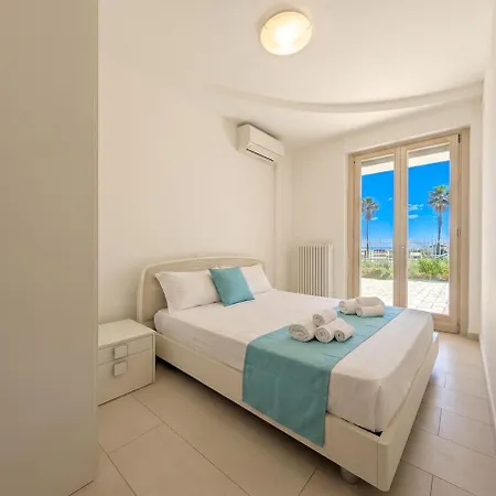 -cortile Privato- Ac Fronte Mare 8 Posti Лидо-ди-Фермо